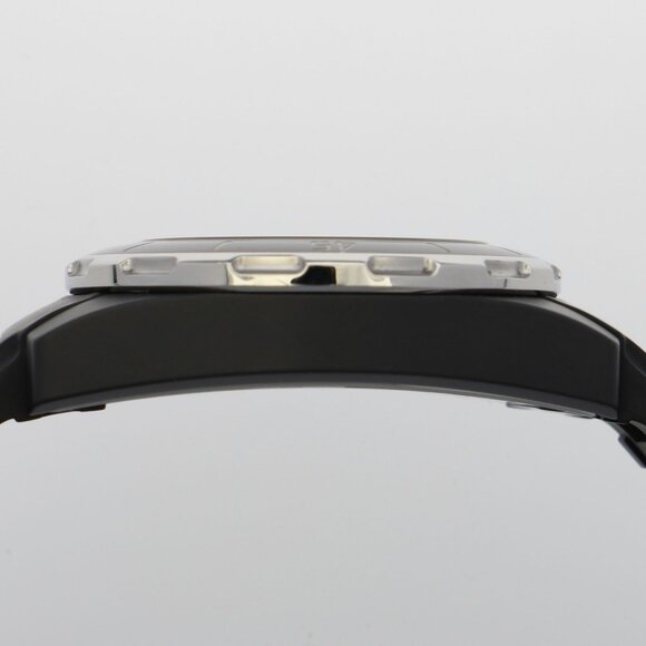 CHANEL H2558 J12 Marine 42 black CE/rubber AT - Picture 4 of 10